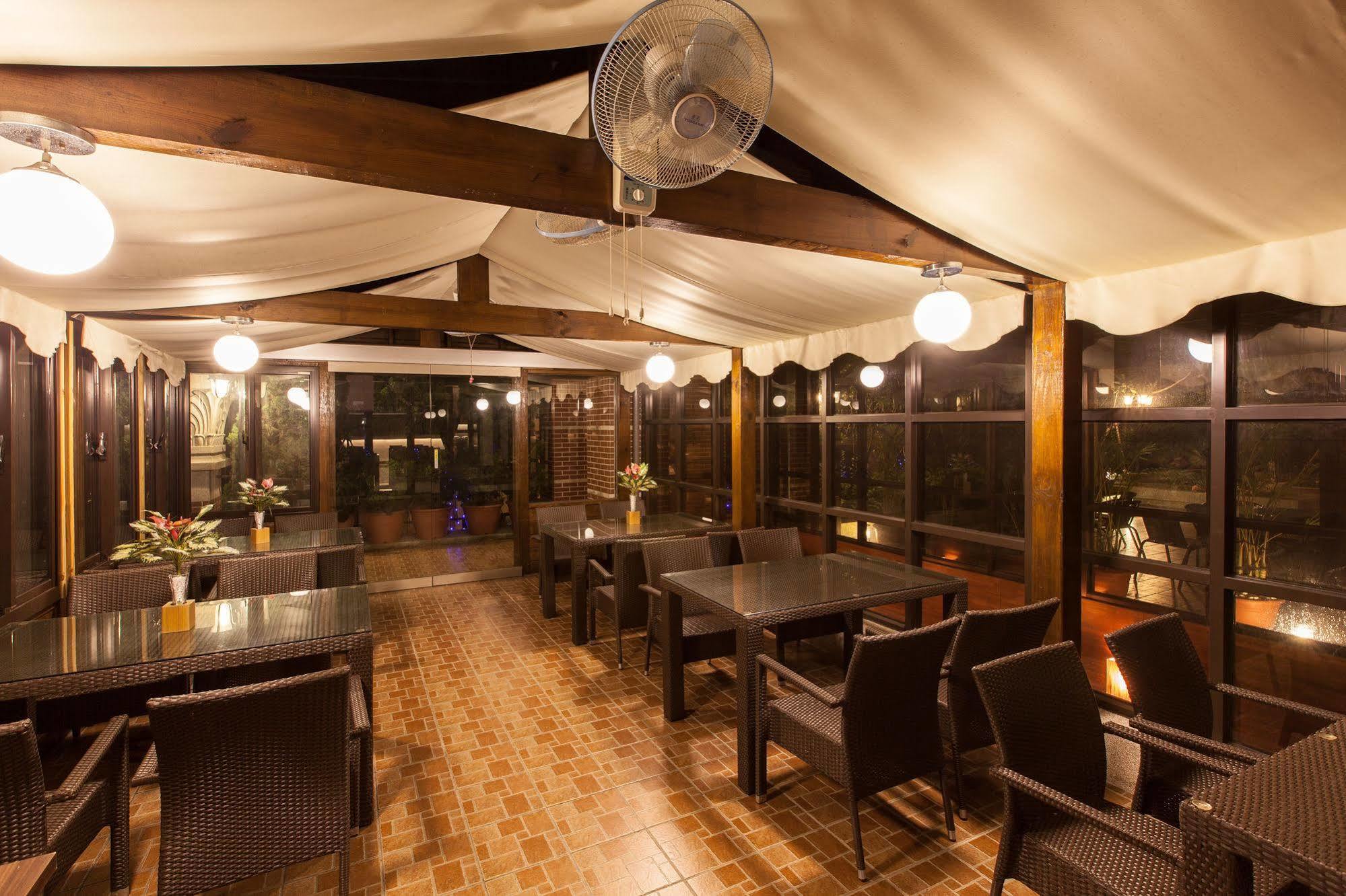 F Hotel - Sanyi Dış mekan fotoğraf